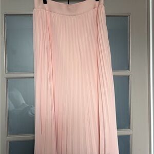 Quince Pleated Skirt